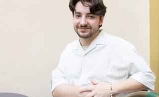 Daniel Romi kultaputkessa