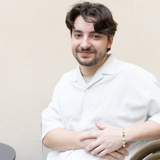 Daniel Romi kultaputkessa