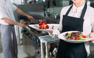 Työntekijälähtöinen rekrytointi kansainvälisten työpaikkailmoitusten trendinä