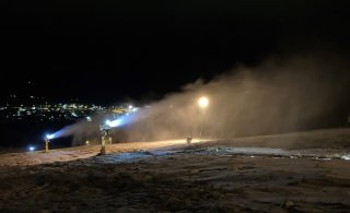 Kysy työsuhteista: olosuhdelisä lumetuspeitteiden poistajille