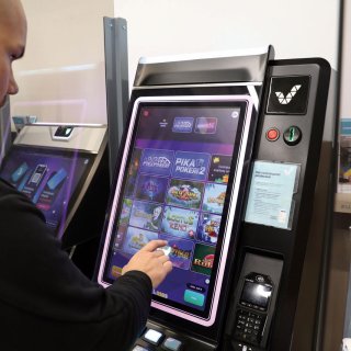 Rahapelilaki uudistetaan