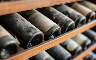 Viinipalsta: Kellarin kätköistä