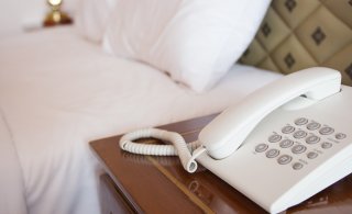 Mikä hämmentää: Onko puhelin pakollinen varuste hotellihuoneessa?