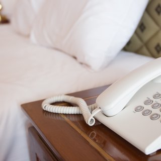Mikä hämmentää: Onko puhelin pakollinen varuste hotellihuoneessa?
