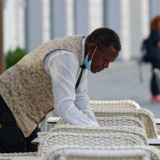 Maahanmuuttajataustaisten osaajien sitouttaminen on yksi ratkaisu työvoimapulaan