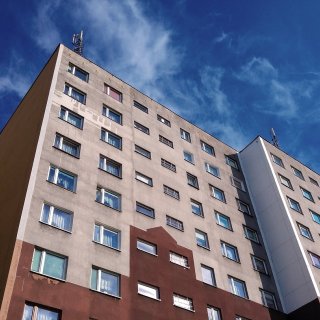 Vapauttaako hallitus ammattimaisen kerrostalomajoituksen?