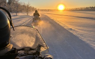 Matkustustaseen alijäämän kasvu huolettaa
