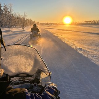 Matkustustaseen alijäämän kasvu huolettaa